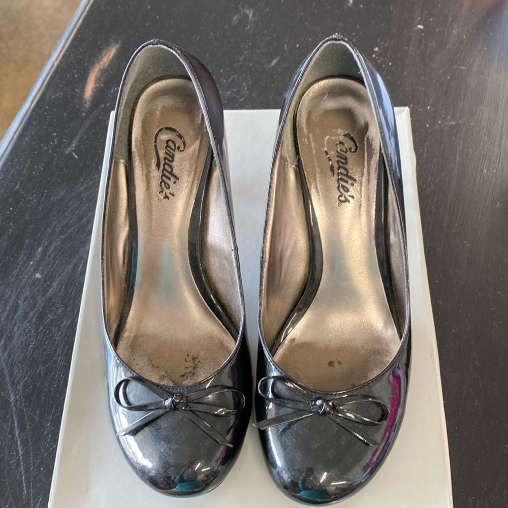 Candie’s Dizco Black Pumps